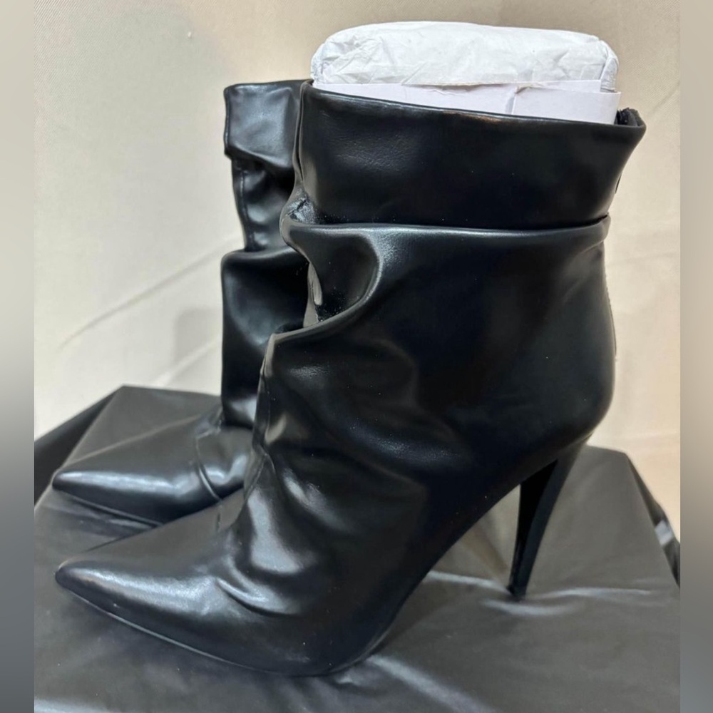 Black Boots